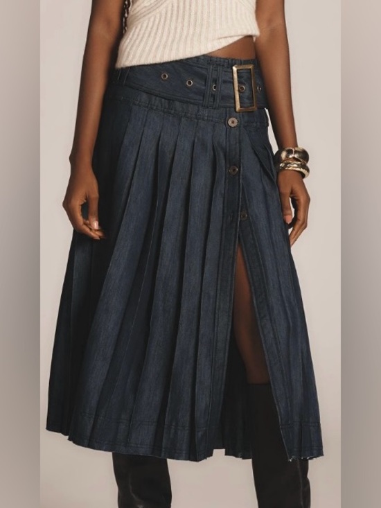 Dresses & Skirts - Anthropologie pilcro low slung Pleated dark Denim Skirt with Belt 10